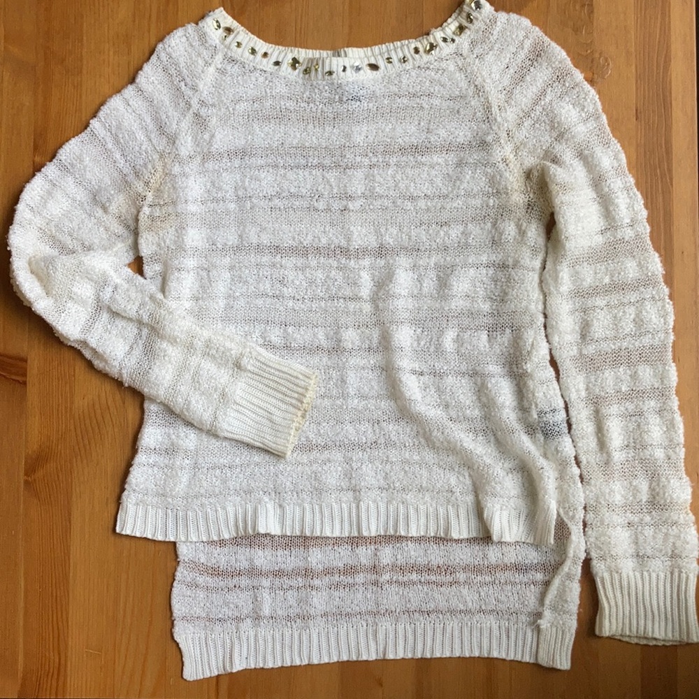 🌿3X33$🌿Jewelled white sweater
